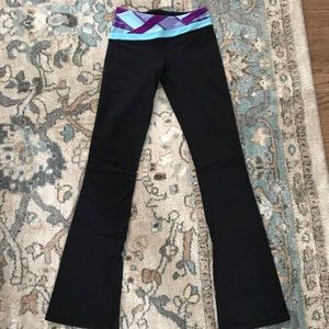 Ivivva bootcut leggings size 10